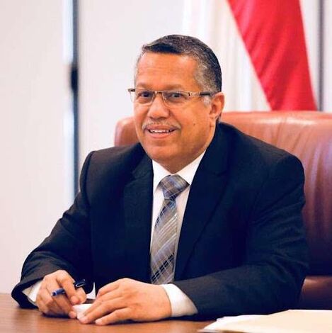 رئيس مجلس الشورى يُهنئ عوض الوزير بمناسبة تعيينه محافظاً لمحافظة شبوة