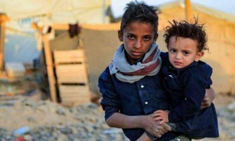 محلل اقتصادي: الحوثيون يسرقون الغذاء من أفواه الأطفال والجياع ويحولونها لمجهود حربي