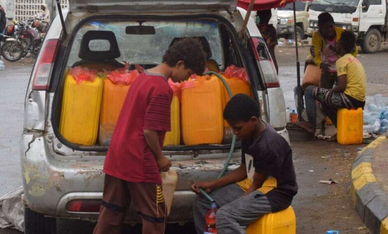 ازمة مشتقات نفطية بزنجبار وانتعاش الأسواق السوداء.