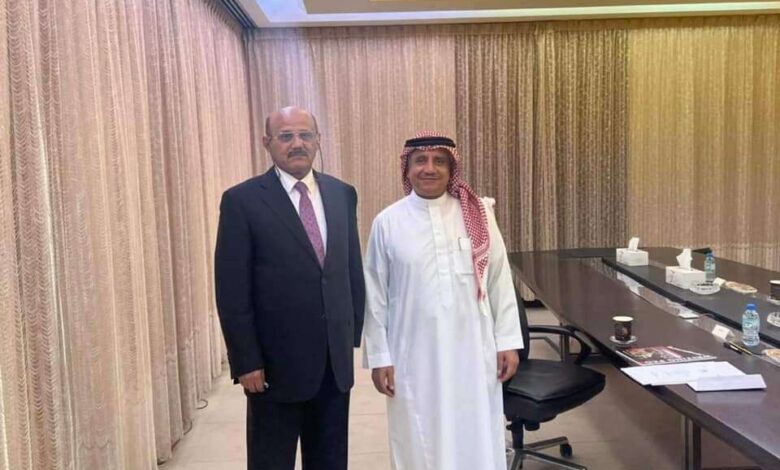 محافظ البنك المركزي اليمني يلتقي رئيس صندوق النقد العربي