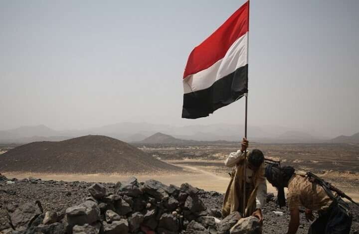 مستشار وزير الدفاع: نؤمن أن استعادة الشرعية من "الحوثي" لن يكون إلا تحت رايتها