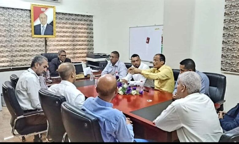 الدكتور: باسليم يلتقي الفريق القانوني لرفع قضية ضد اللجنة التحضيرية لاتحاد نقابات عمال الجنوب فرع العاصمة عدن