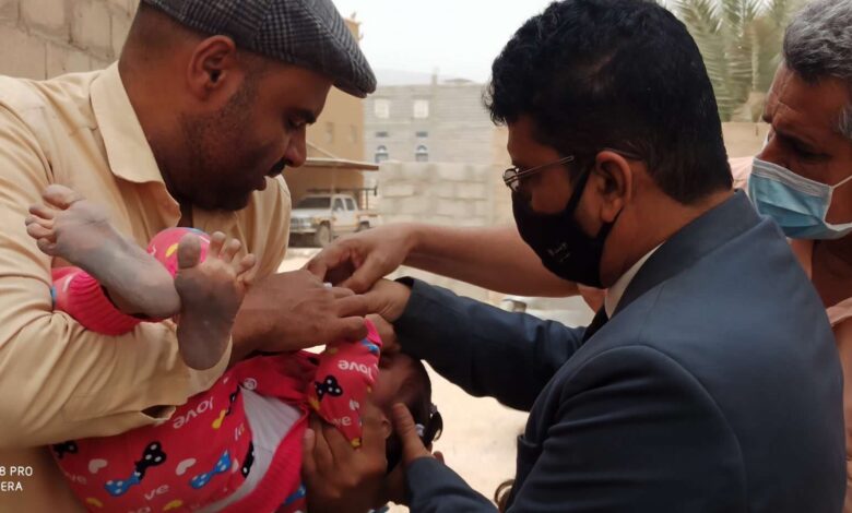 بن حبتور يدشن حملة التحصين ضد شلل الاطفال  ﻿ بمديرية الروضة