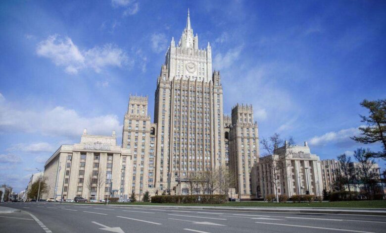 وزارة الخارجية لروسيا الاتحادية تصدر بيان حول نقل السلطة الى مجلس القيادة الرئاسي في اليمن