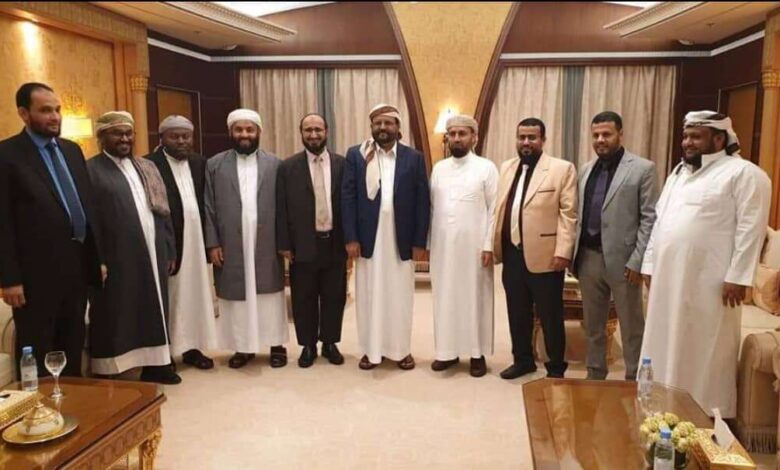 قيادة حزب الرشاد تلتقي  عضو مجلس القيادة الرئاسي الشيخ سلطان العرادة