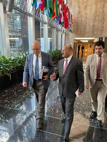 لقاء محافظ البنك المركزي اليمني بالمبعوث الأمريكي لليمن في مبنى وزارة الخارجية الأمريكية بواشنطن