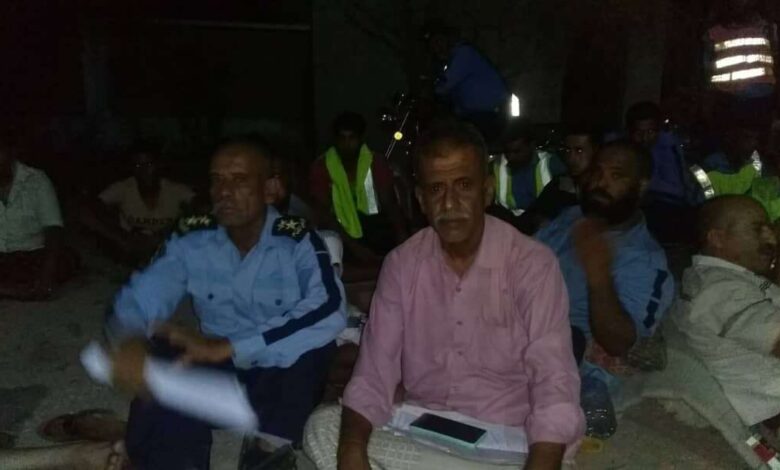 مدير مرور لحج يقيم أمسية رمضانية في مبنى الشرطة بحضور كافة منتسبيها
