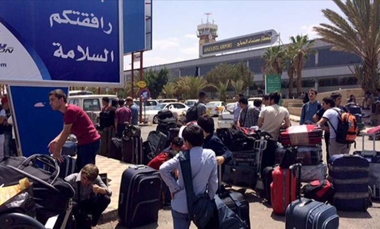 صحافي يوجه رسالة مهمة للمسافرين عبر مطار صنعاء