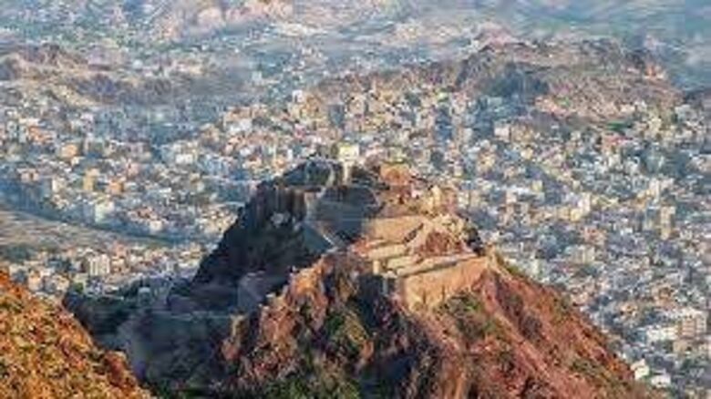 مسؤول جكومي: الهدنة لبّت مطالب الحوثيين ويواصلون حصارهم تعز