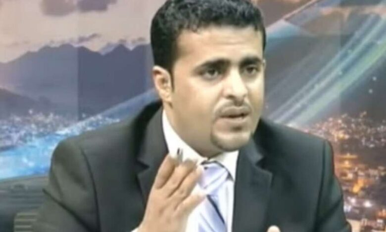 ناشط سياسي: اليمن عالق بين (الوحدة الصعبة والانفصال المستحيل).. ومخرجه عند الرئيس هادي