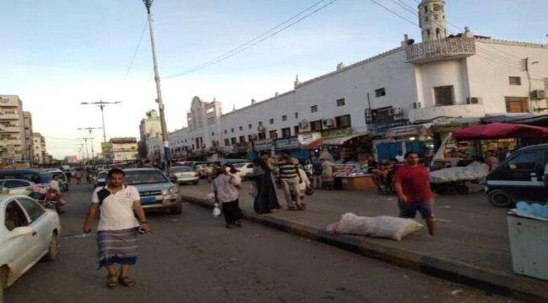 إنفجار عبوة ناسفة في سوق السمك بالشيخ عثمان ومصدر أمني يؤكد إلقاء القبض على عدد من المشتبه بهم.