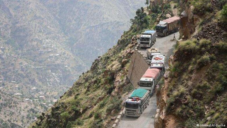 تعرف على تفاصيل الطريق التي اقترحها الحوثيون كمنفذ مرور جديد لتعز (اين يمر ؟)