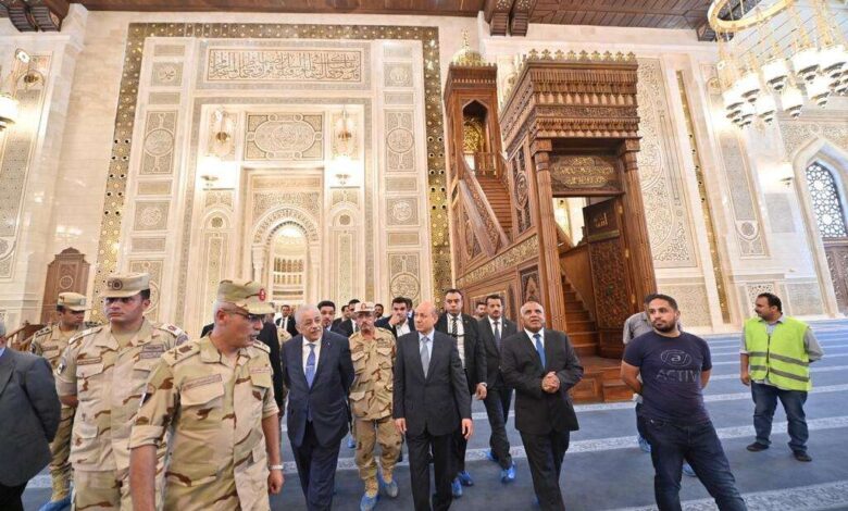 الرئيس العليمي: اليمن ينشد دعماً من مصر والسعودية والإمارات لإعادة الإعمار
