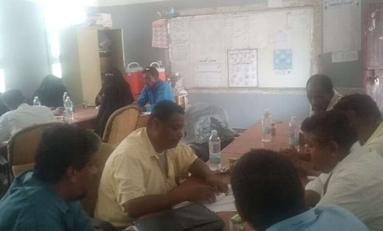الإنقاذ الدولية تلتقي بالمعلمين ومجلس الاباء والامهات بمدارس باتيس