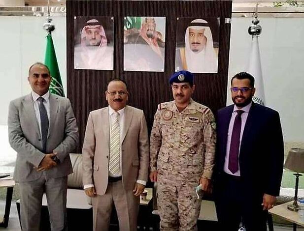 وزير النقل يلتقي مدير العمليات العسكرية والمدنية بقيادة القوات المشتركة للتحالف العربي بالرياض
