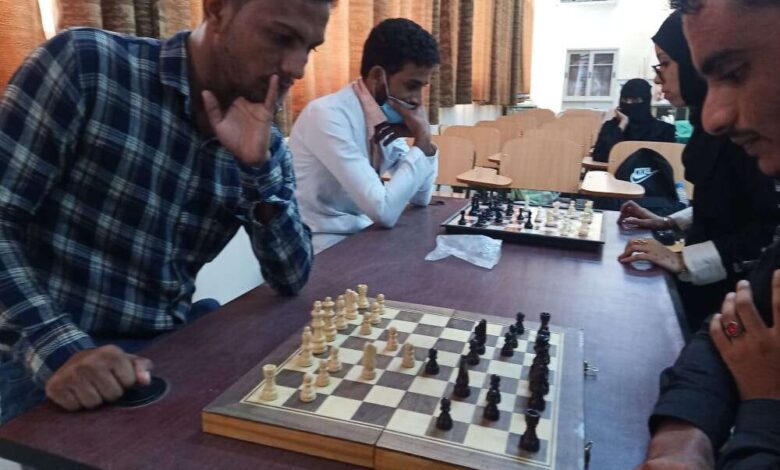 المجلس الطلابي لكلية التمريض يختم دوري انشطة الشطرنج