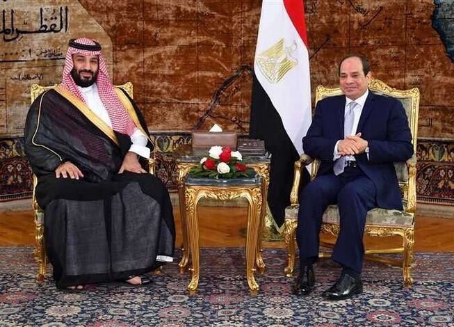 السعودية ومصر تؤكدان دعمهما الكامل للتوصل إلى حل شامل في اليمن
