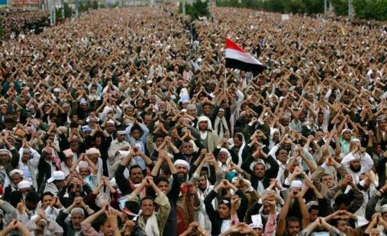 صحفي كويتي يوجه رسالة للأطراف السياسية  الطامعة في اليمن