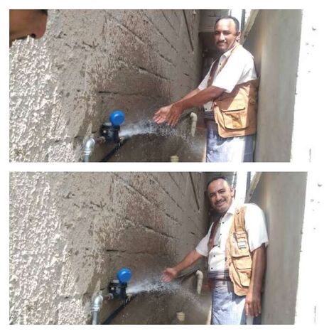 مدير مشروع مياه قعطبة يدشن ضخ المياه للحارات التي استكملت تركيب عدادات المياه