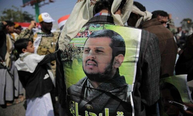 محلل سعودي: هناك سياسة متعمدة لتمكين ‎الحوثي من ‎اليمن