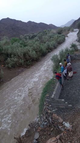 هطول أمطار متفرقة على عدد من قرى واودية مديرية جيشان