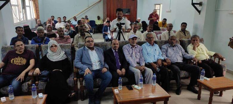 الارياني يفتتح حلقة نقاشية عن الرواية اليمنية في زمن الحرب