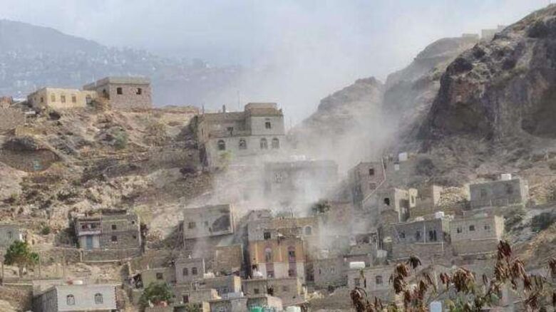 الميليشيا الحوثية تستهدف قرى بتعز وتسفر عن مقتل وإصابة أربعة مواطنين