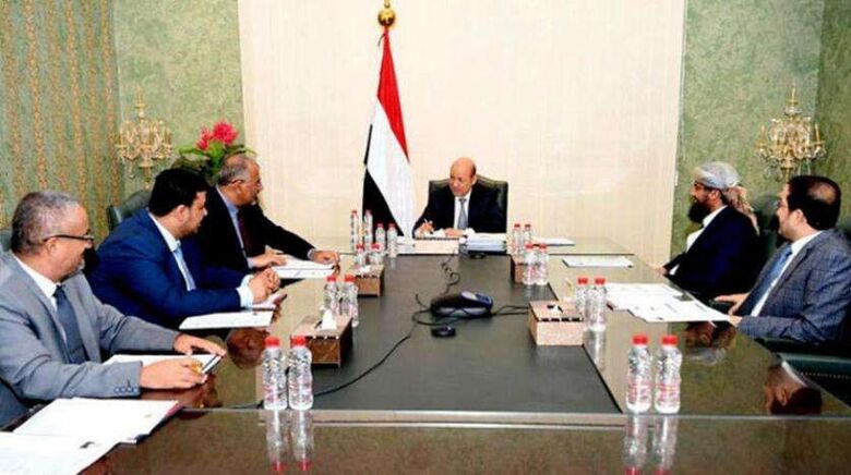 صحيفة الشرق الاوسط : سجال يمني حول مجلس القيادة الرئاسي