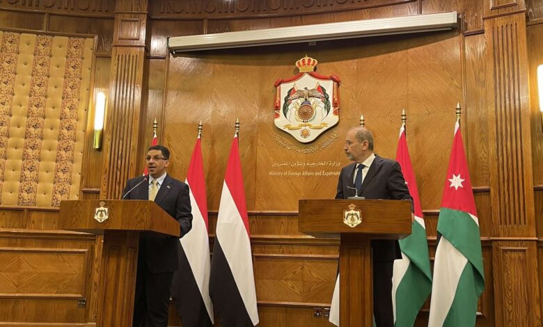 وزير الخارجية من عمّان: الهدنة فرصة للتوصل إلى اتفاق سياسي