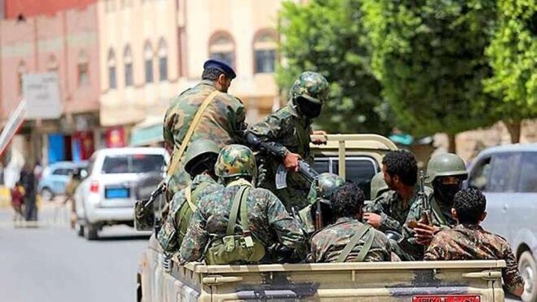 مصادر .. الحوثيون يواصلون حصارهم لقرية العرة بصنعاء