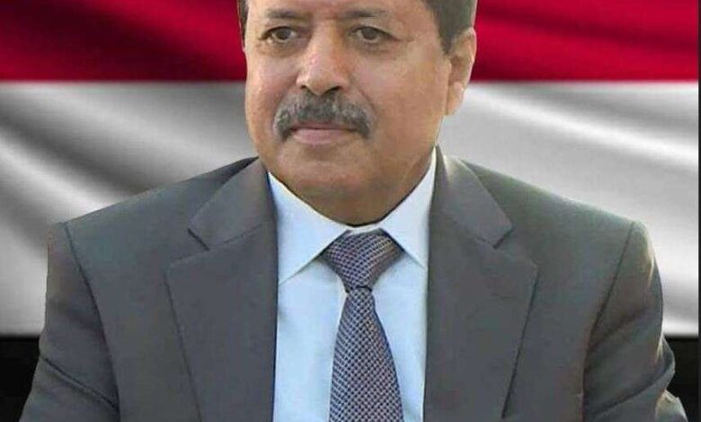 برلماني يحذر من الانجرار وراء مؤامرة تمزيق اليمن تحت مسميات زائفة