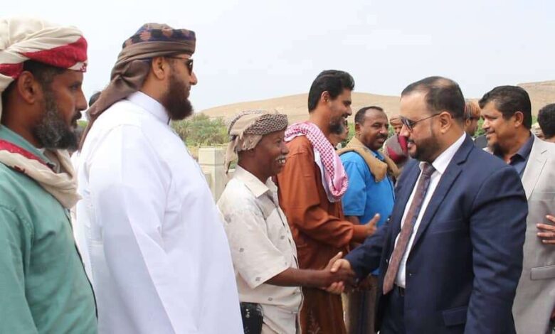وزير الاشغال الحريزي يزور محافظة المهره للاطلاع على احتياجاتها من المشاريع