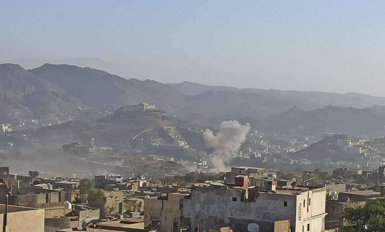مصدر.. تجدد القصف الحوثي على مواقع الجيش بتعز