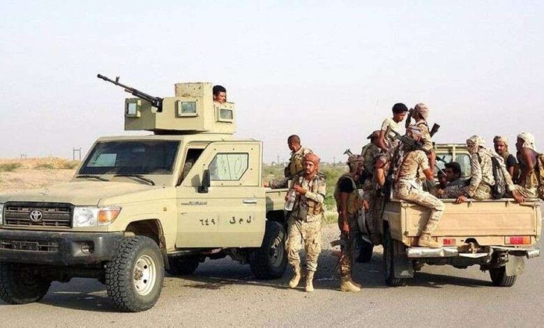 قصف حوثي يستهدف قوات الجيش بلحج
