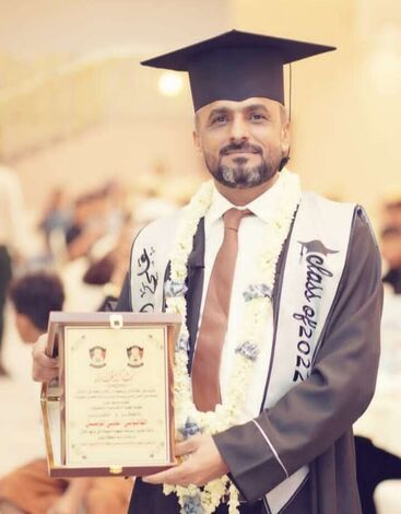 مُبارك للقائد "علي الموصل" بمناسبة التخرج من جامعة عدن قسم القانون