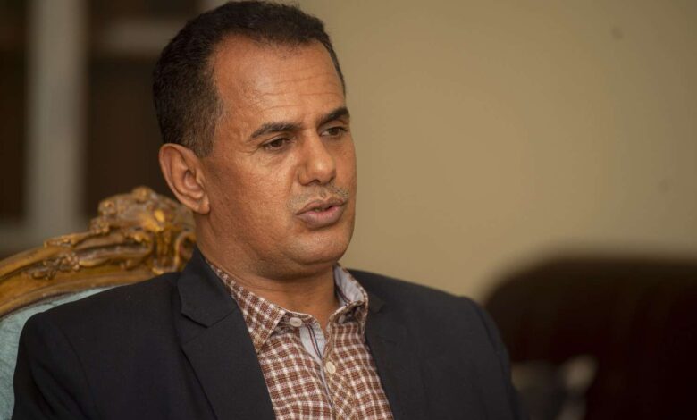 منصور صالح: لماذا تتخاذل القوى والاحزاب اليمنية عن مهمتها في قتال الحو-ثي؟