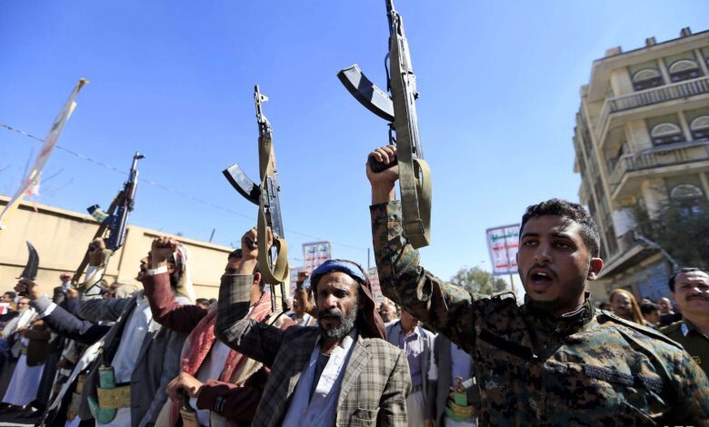 مليشيات الحوثي تشن حملة اختطافات بحق شباب مديرية ماوية شرق تعز