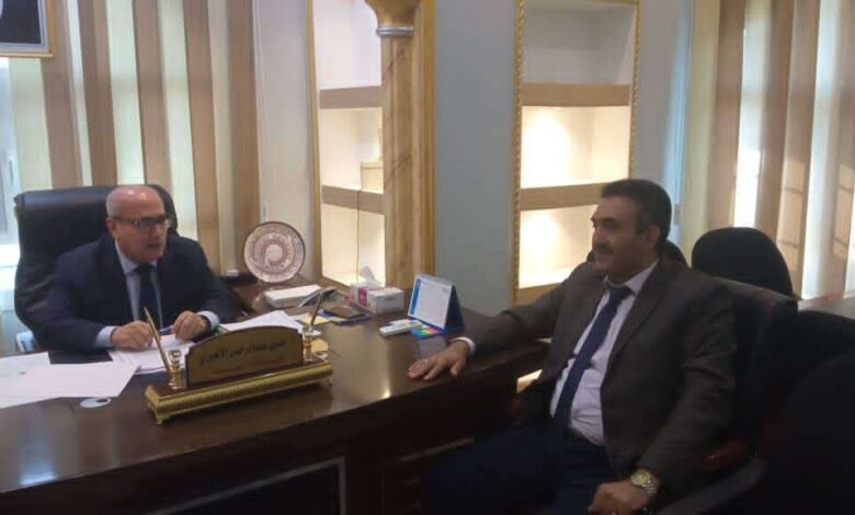 وزير الإدارة المحلية الاغبري يناقش مع الوكيل الجنيدي أوضاع محافظة أبين