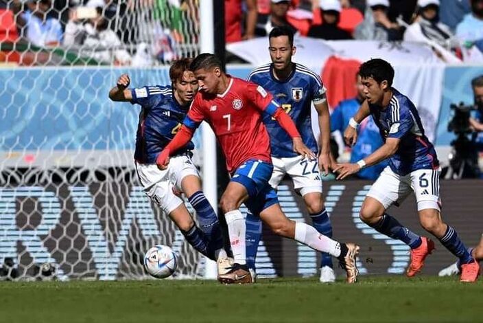 كوستاريكا تخلط الأوراق بفوز صاعق على اليابان
