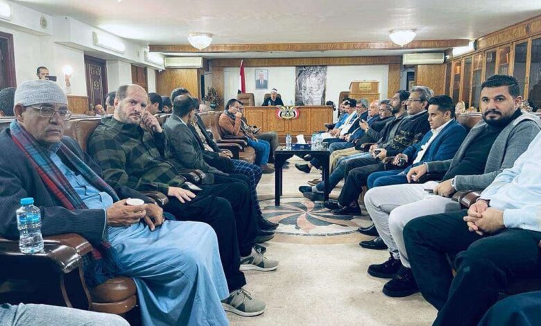 سفارة الجمهورية اليمنية بالقاهرة تستقبل التعازي في فقيد اليمن الكبير الدكتور عبدالعزيز المقالح