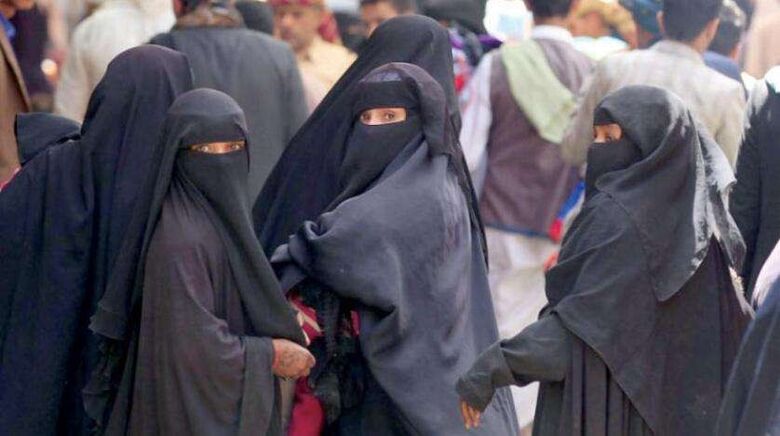 تقرير حقوقي يوثق ارتكاب الحوثيين 1893 انتهاكاً ضد النساء