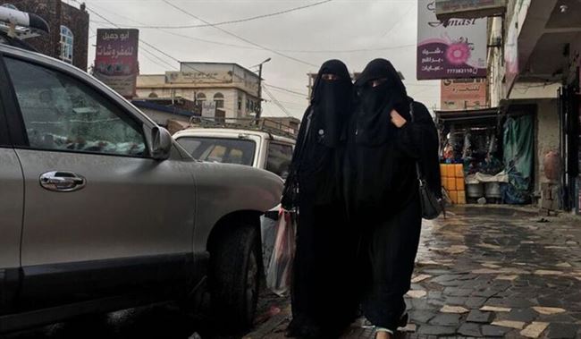 خلافات حادة بين محمد الحوثي ورئيس حكومة صنعاء "بن حبتور’’ بسبب (العبايات النسائية)