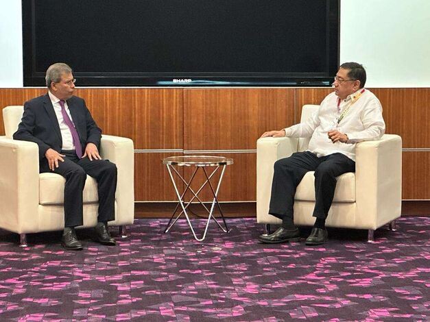السفير السعدي يستعرض مع وكيل وزارة الخارجية الفلبينية تطورات الأوضاع على الساحة الوطنية