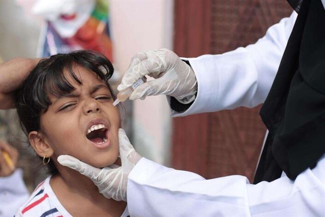 حملة يمنية ضد شلل الأطفال في مواجهة حرب الانقلابيين على اللقاحات