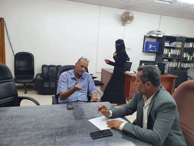 وكيل محافظة عدن لقطاع المشاريع يزور مقر المؤسسة العامة للمياه والصرف الصحي