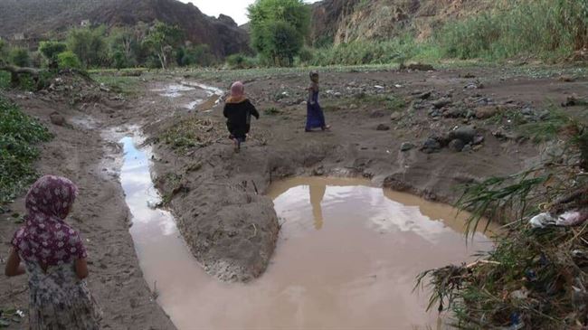 السيول تجرف المحاصيل الزراعية في منطقة بلاد الاحمدي الغيل بمديرية الازارق