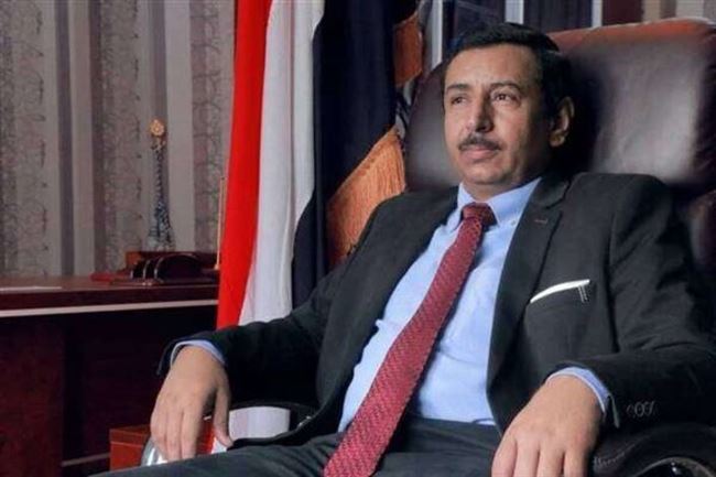 وصول محافظ شبوة السابق محمد صالح بن عديو الى السعودية