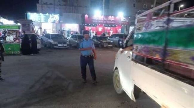شرطة السير بالمهرة تواصل تنفيذ الخطة المرورية الرمضانية لشوارع مدينة الغيضة