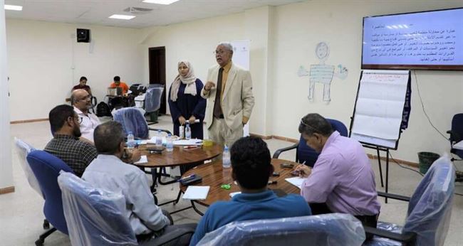 قطاع المراة بوزارة الشباب ينظم دورة في عدن حول الأمن والسلام