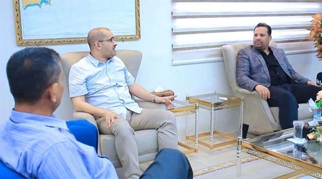 المؤسسة الاقتصادية تناقش مع مؤسسة موانئ عدن استلام موقع إنشاء صوامع الغلال في ميناء عدن